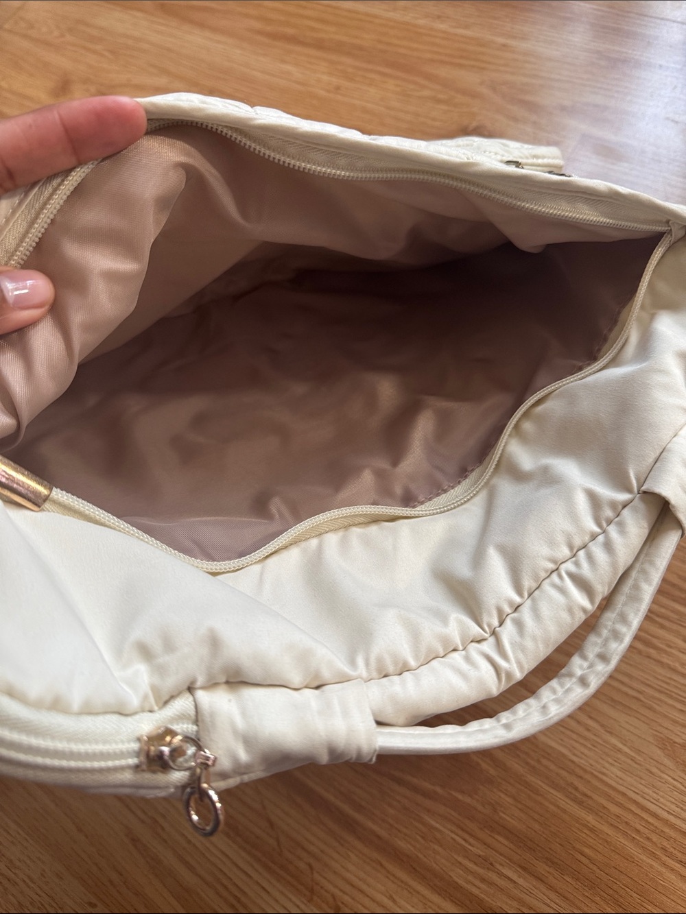 BAGSMART Quilted Laptop Sleeve with Pouch ✨ - Picture 5 of 10